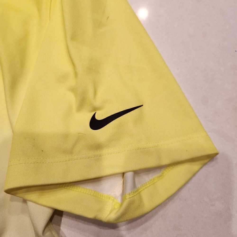 Nike Golf Tour Performance DRI-FIT Polo. Size L - Picture 3 of 4